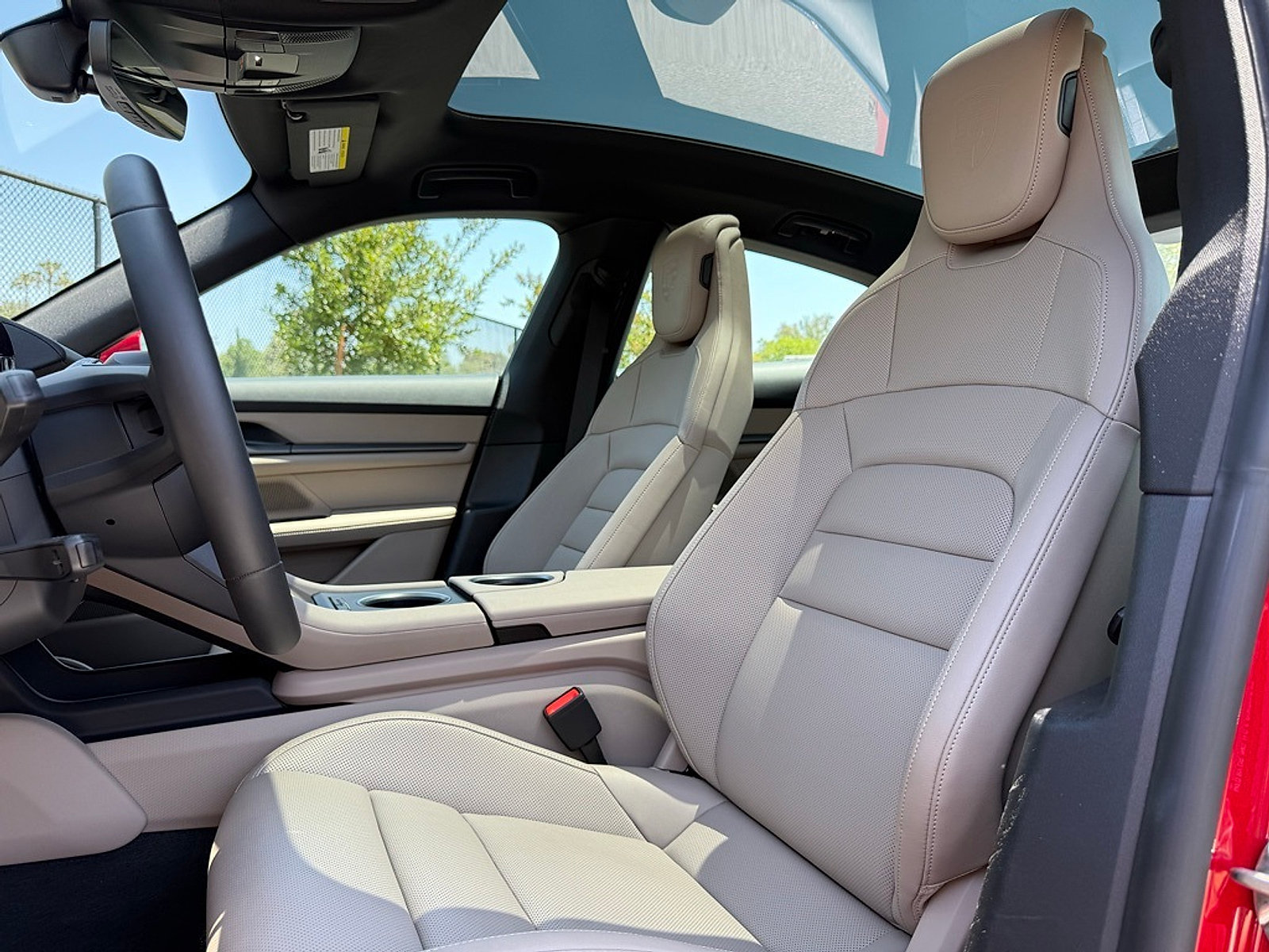 New 2025 Porsche Taycan 4S AWD/4WD image 5