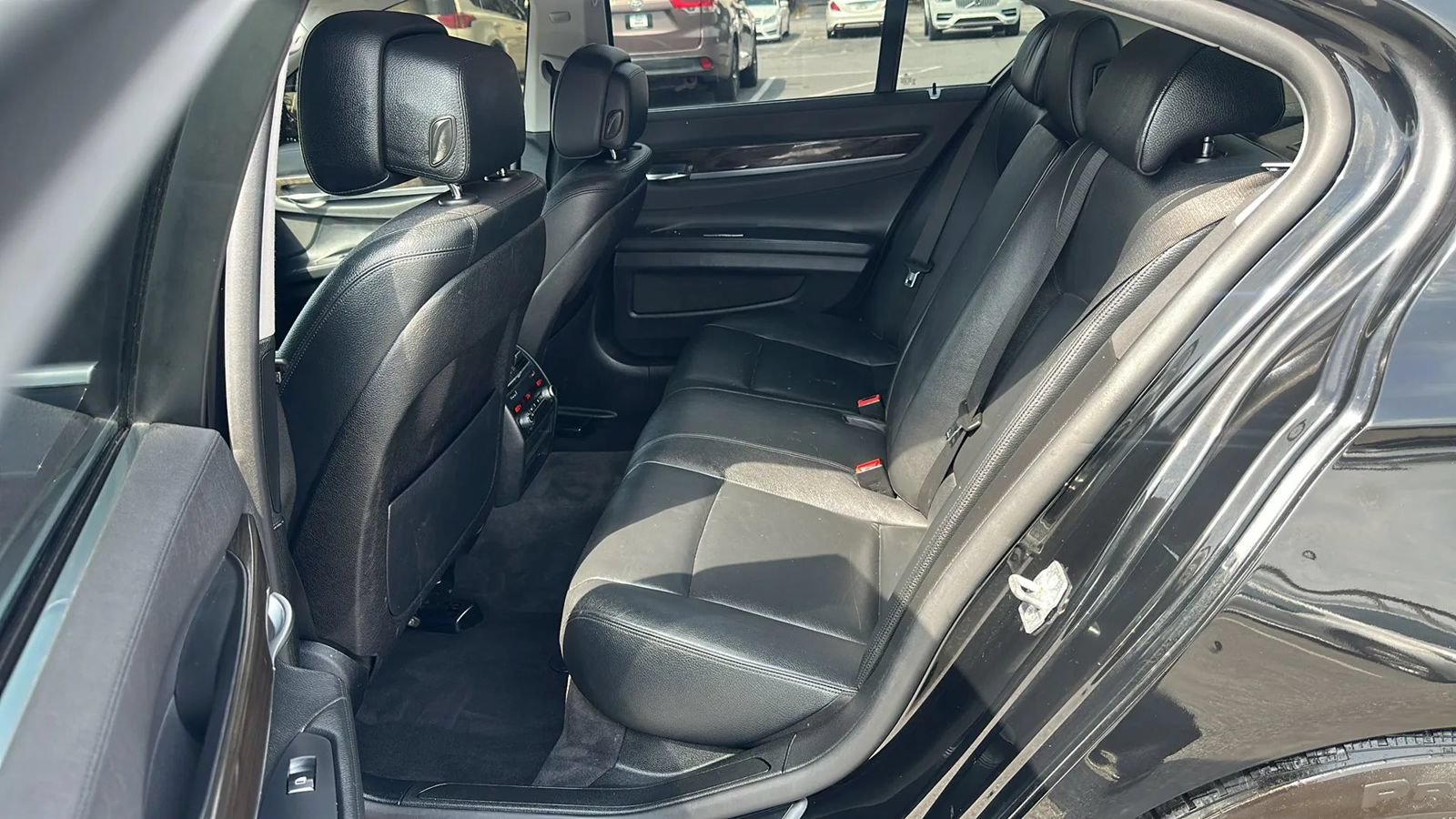 Used 2014 BMW 740i RWD image 28