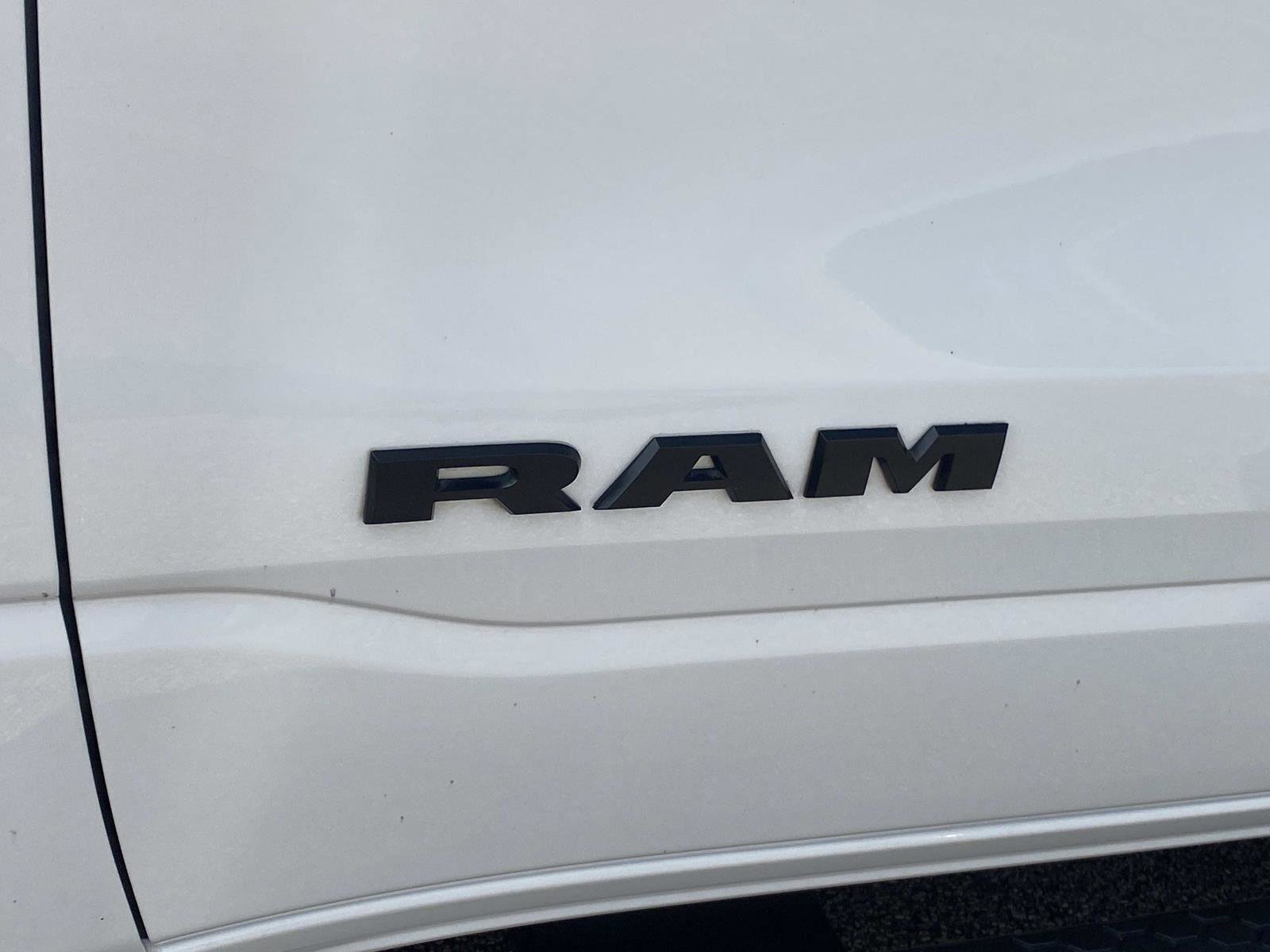 Used 2022 RAM 1500 Big Horn image 14