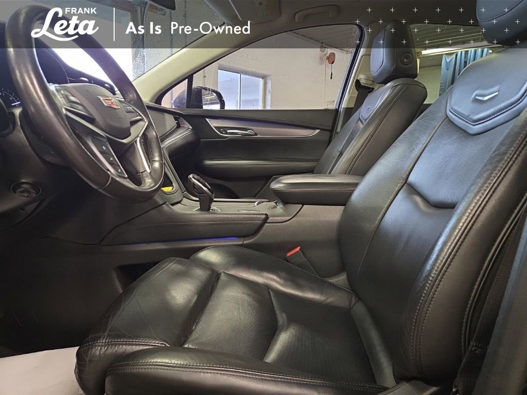 Used 2017 Cadillac XT5 Premium Luxury image 14