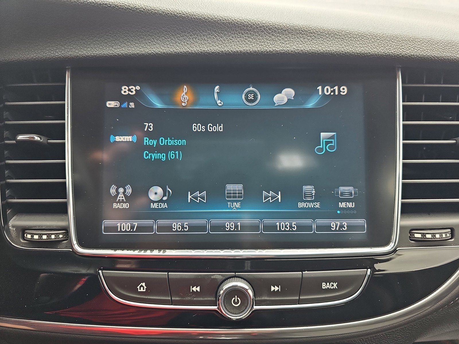 Used 2020 Buick Encore Preferred w/ Safety Package FWD image 22