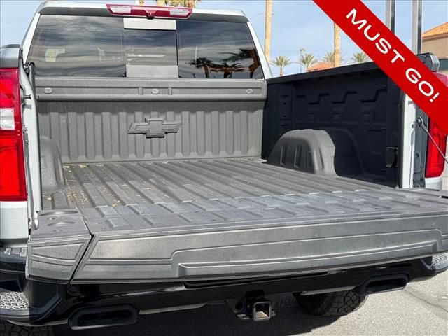 Used 2025 Chevrolet Silverado 1500 LT Trail Boss w/ LT Trail Boss Premium Package image 12