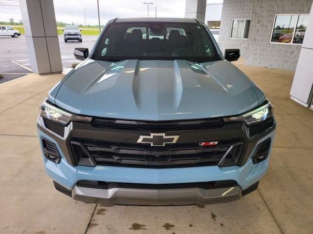 Used 2026 Chevrolet Colorado Z71 w/ Technology Package AWD/4WD image 14