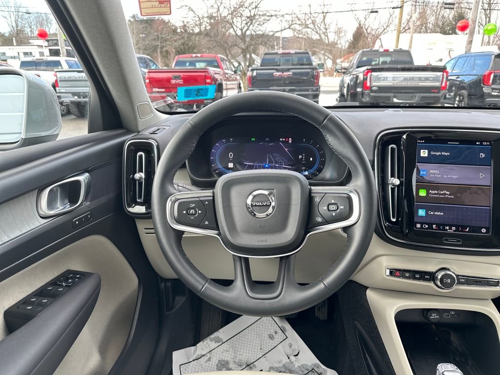 Used 2023 Volvo XC40 B5 Plus w/ Driver Assist Package image 13
