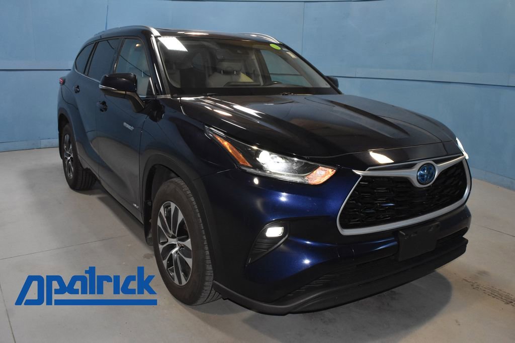 Used 2021 Toyota Highlander XLE