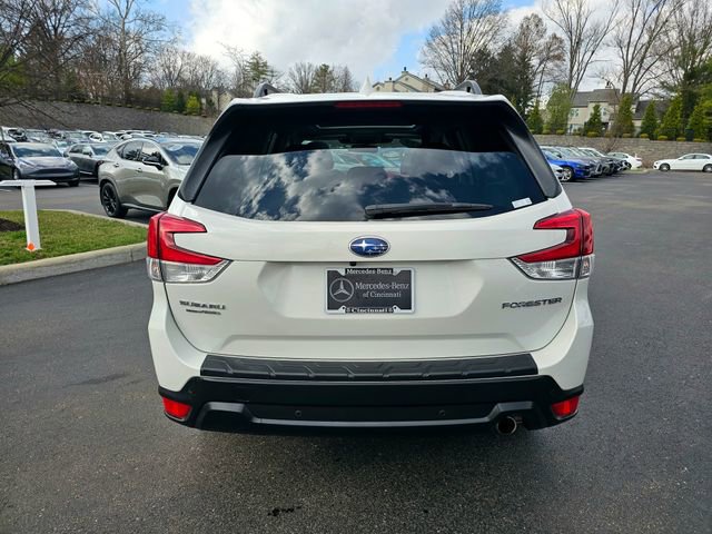 Used 2023 Subaru Forester Limited image 9