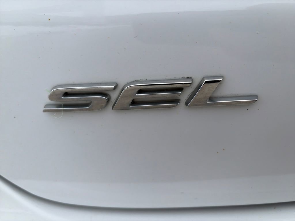 Used 2024 Ford Edge SEL w/ Convenience Package image 10