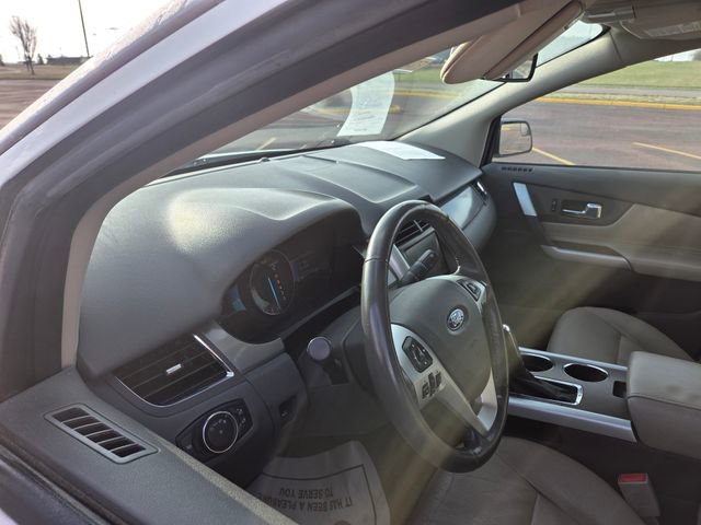Used 2013 Ford Edge SEL AWD/4WD image 12