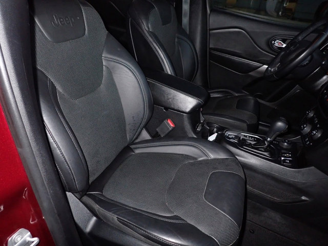 Used 2019 Jeep Cherokee High Altitude image 11