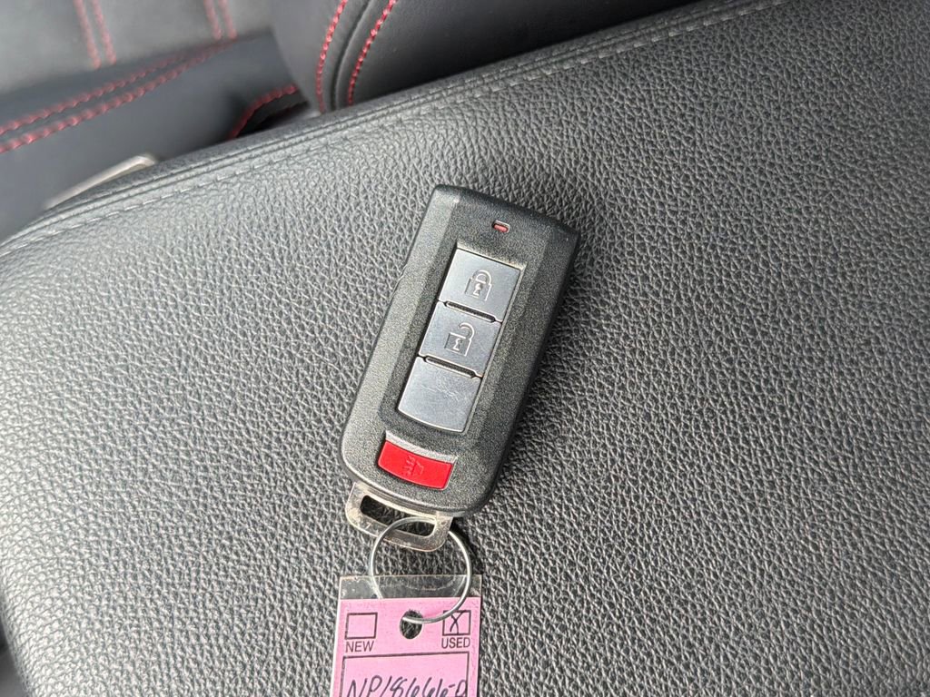 Used 2025 Mitsubishi Outlander Sport SE AWD/4WD image 26