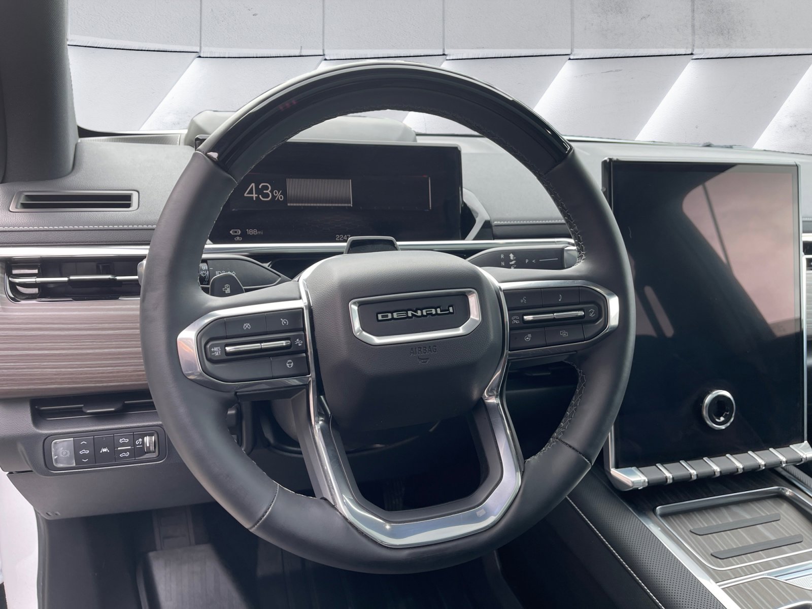 Used 2025 GMC Sierra EV Denali image 13
