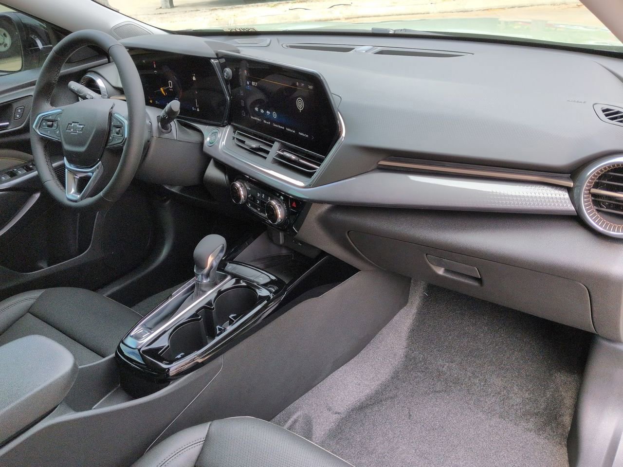 New 2026 Chevrolet Trax ACTIV w/ Sunroof Package image 27