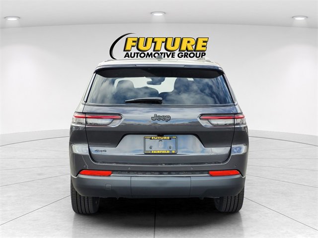 New 2025 Jeep Grand Cherokee L Altitude image 4