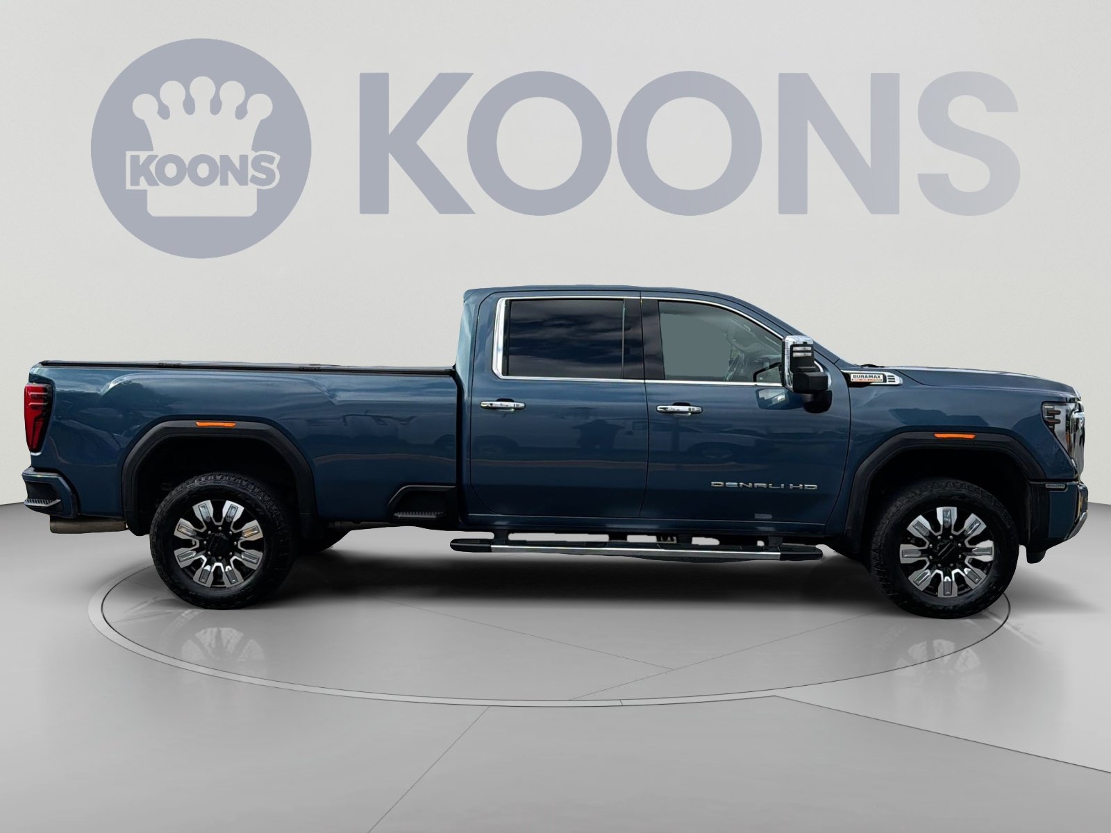 Used 2024 GMC Sierra 3500 Denali w/ Denali Reserve Package AWD/4WD image 8