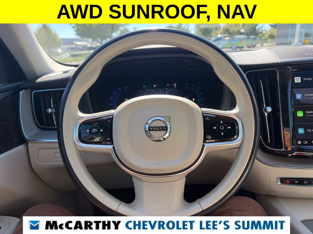 Used 2024 Volvo XC60 B5 Plus AWD/4WD image 18