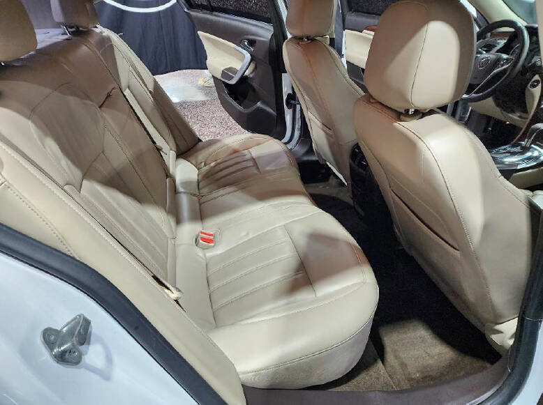 Used 2014 Buick Regal Premium image 11