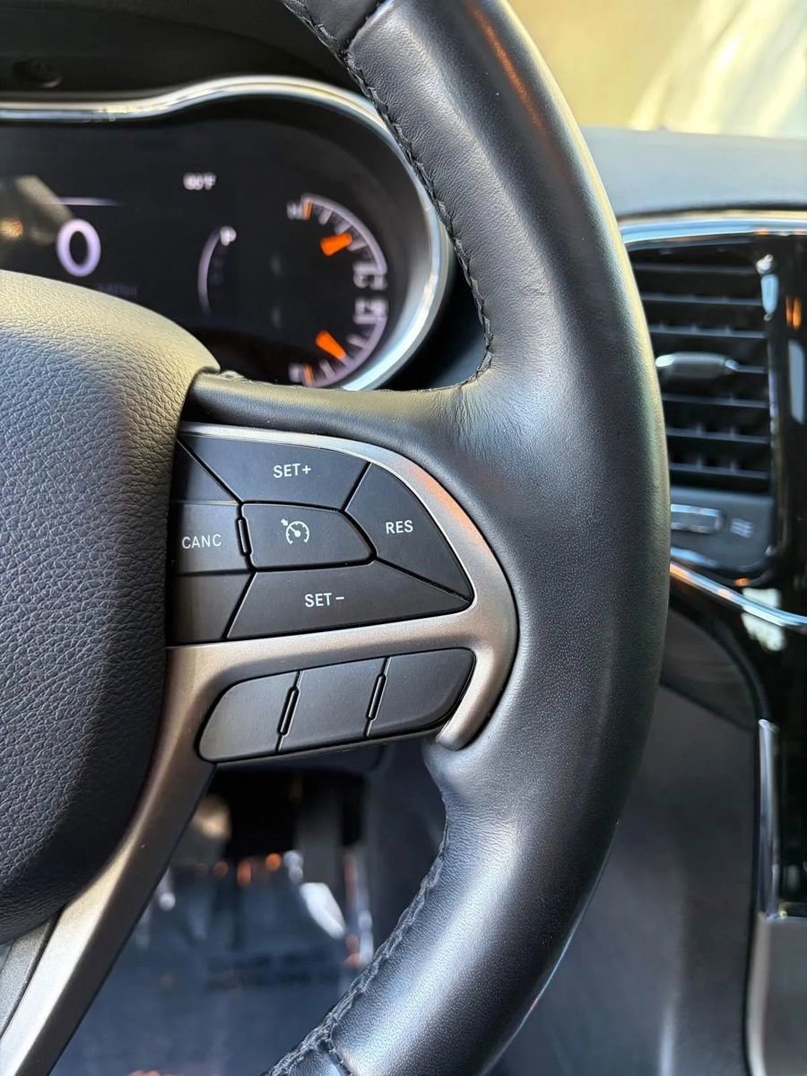 Used 2021 Jeep Grand Cherokee Laredo X image 13