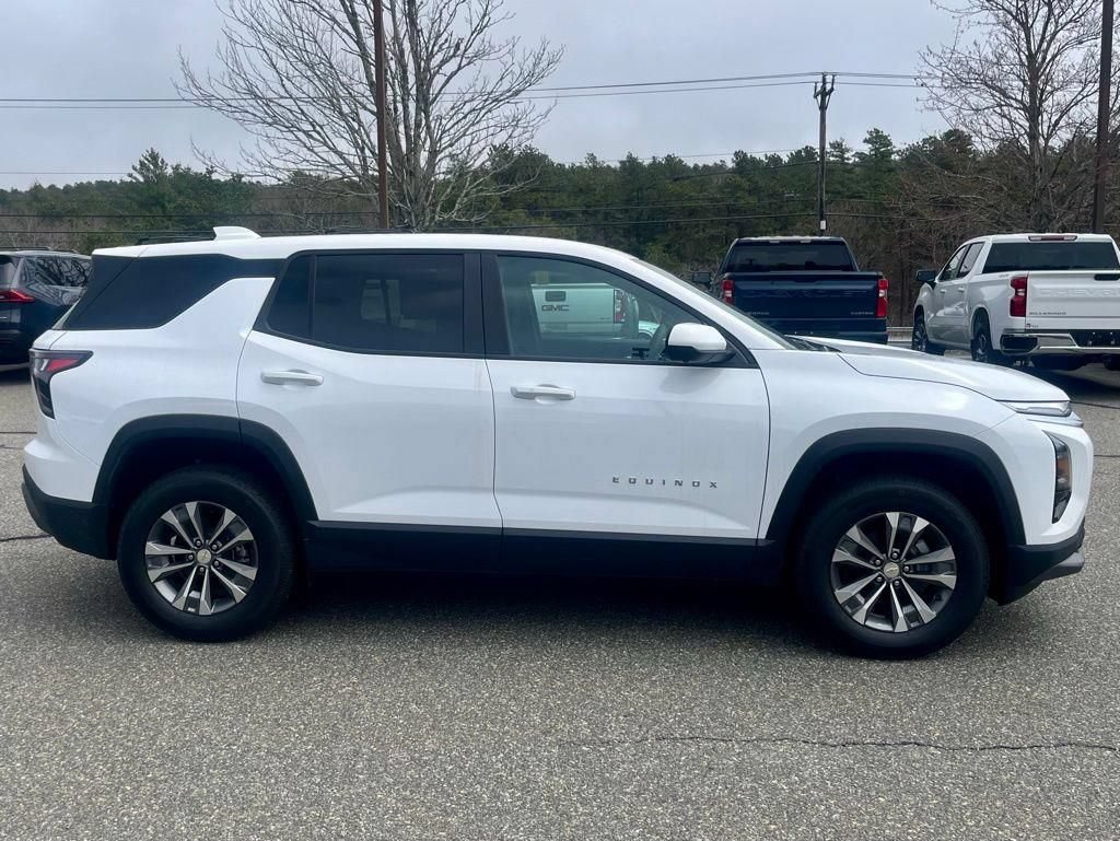New 2026 Chevrolet Equinox LT w/ Safety and Technology Package AWD/4WD image 7