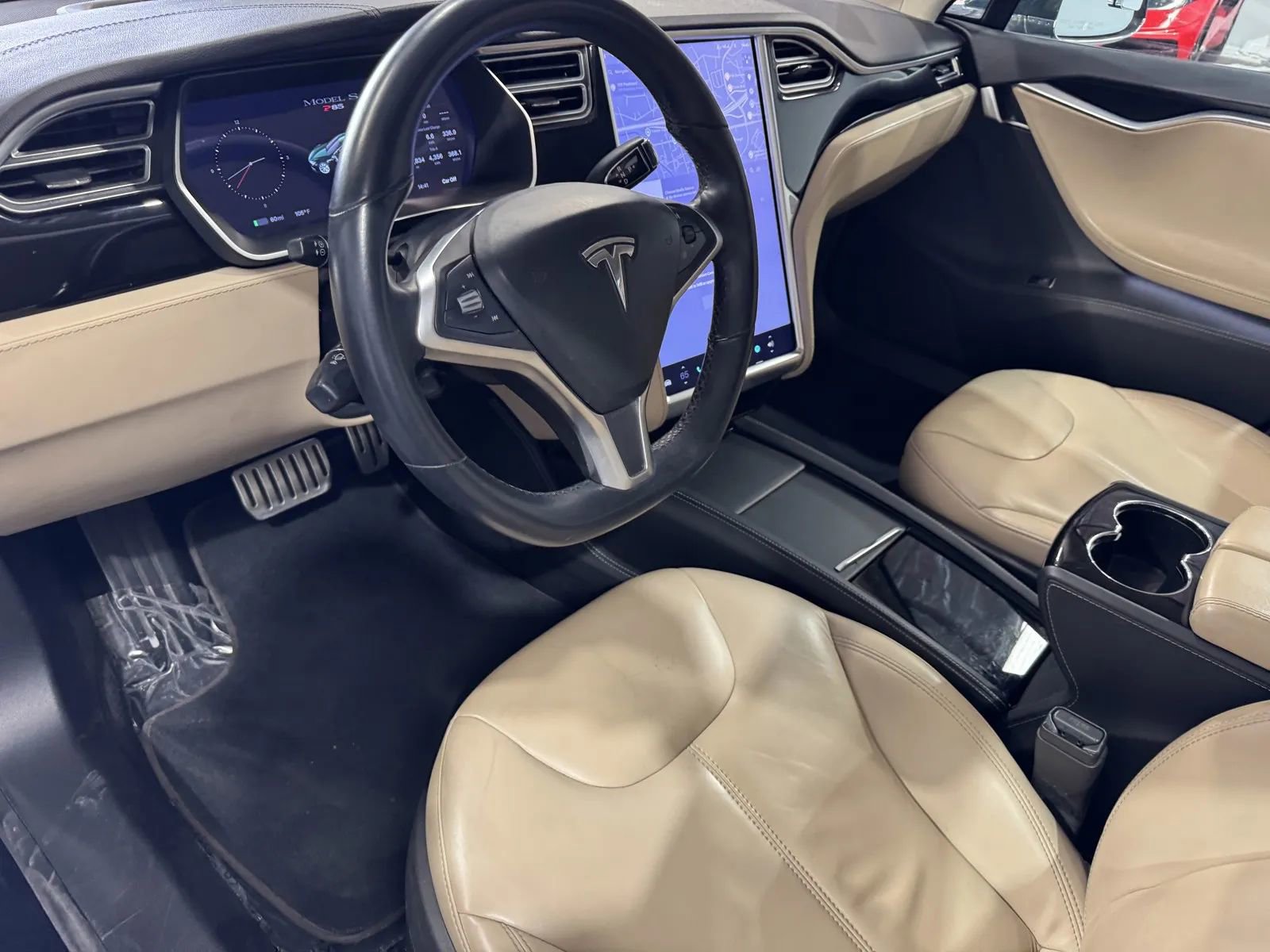 Used 2014 Tesla Model S 85 image 10