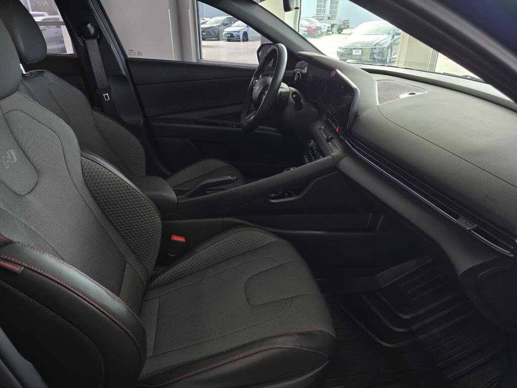 Used 2025 Hyundai Elantra N Line image 43