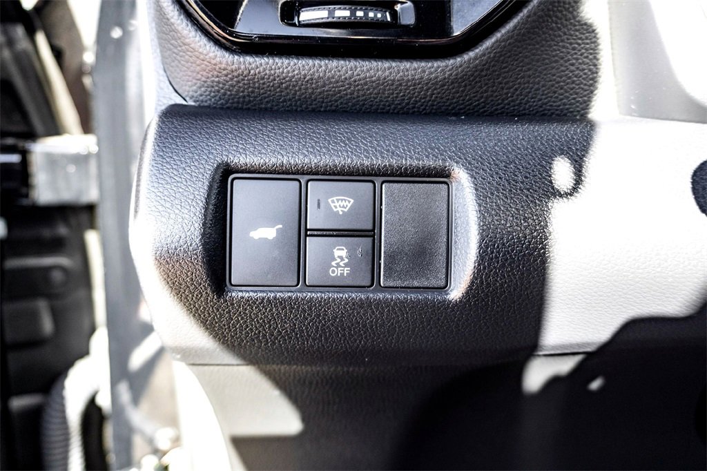 Used 2025 Honda Pilot Black Edition image 16