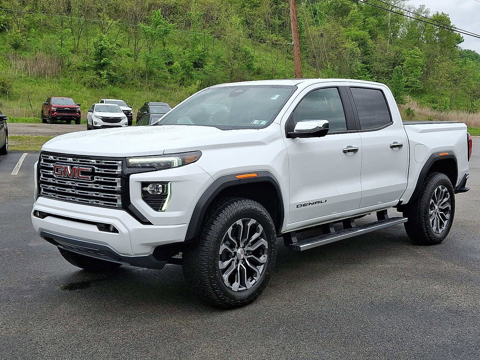 Used 2023 GMC Canyon Denali AWD/4WD image 3