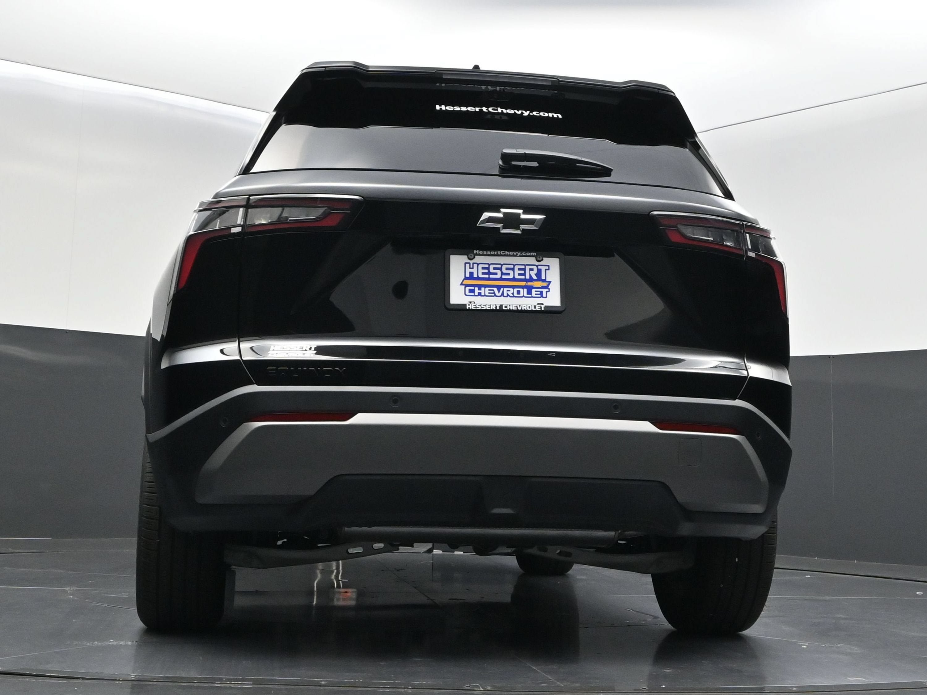 New 2027 Chevrolet Equinox LT w/ Convenience Package II FWD image 40