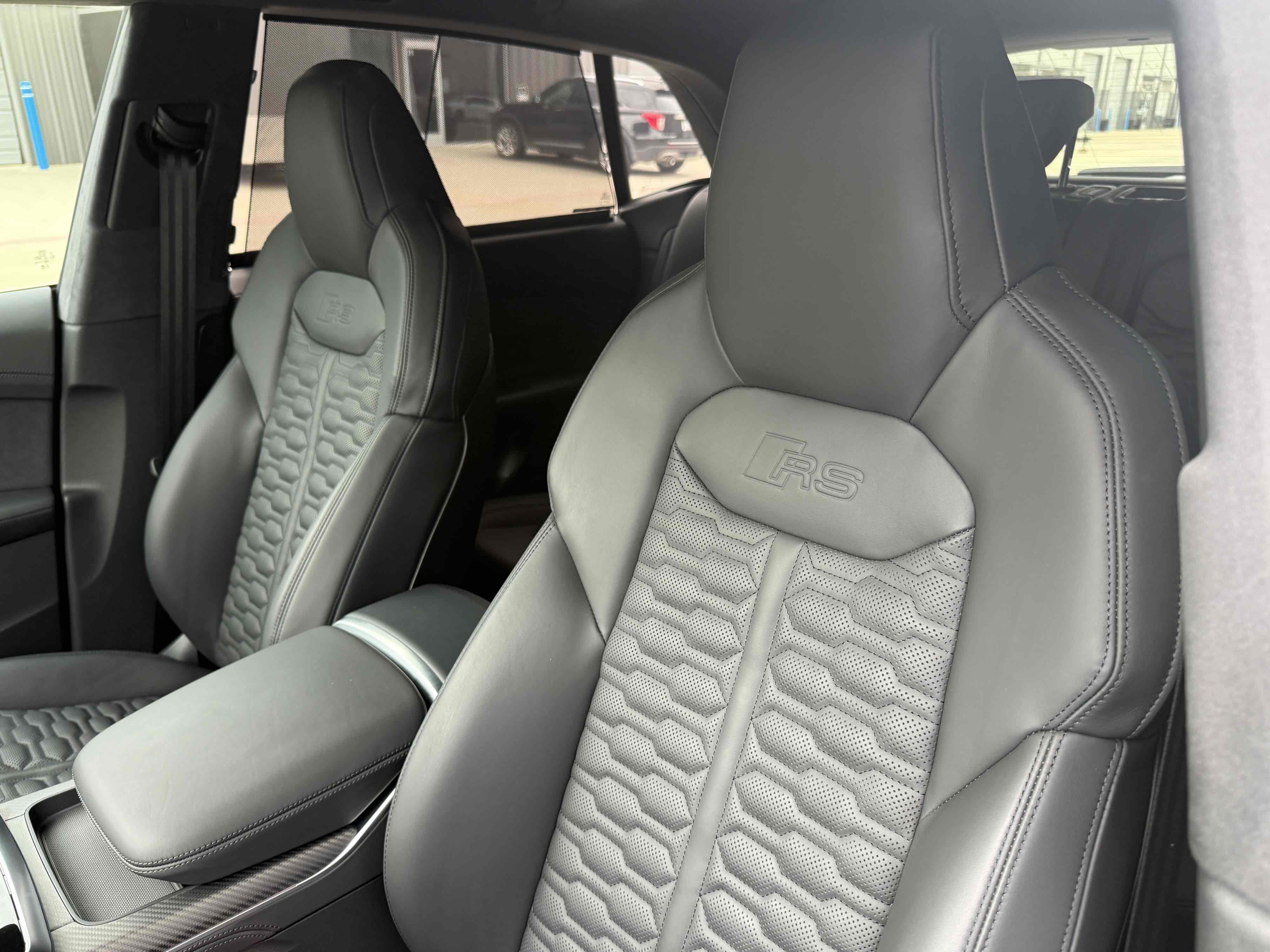 Used 2025 Audi RS Q8 performance image 15