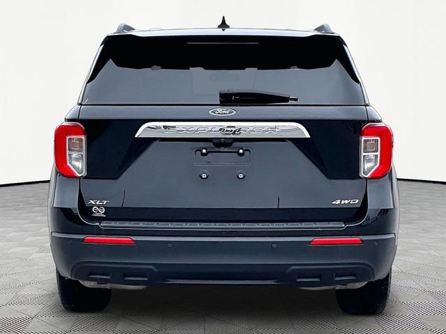 Used 2023 Ford Explorer XLT image 5