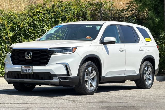Certified 2025 Honda Pilot EX-L image 9