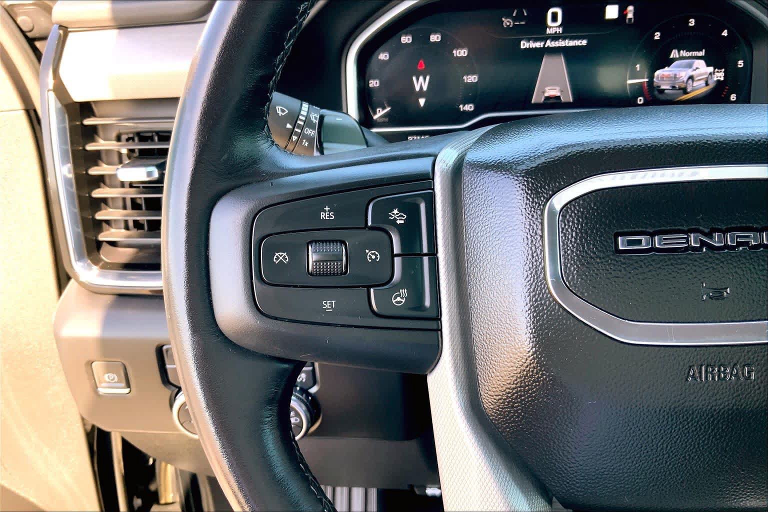 Used 2023 GMC Sierra 1500 Denali AWD/4WD image 21
