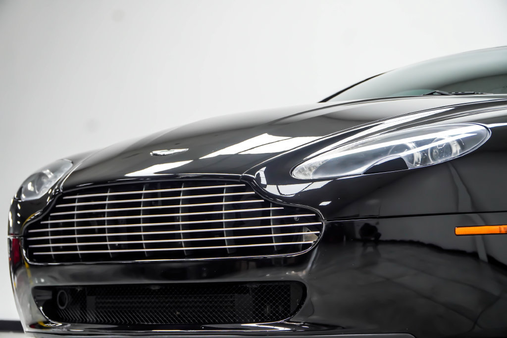 Used 2007 Aston Martin V8 Vantage Coupe RWD image 2