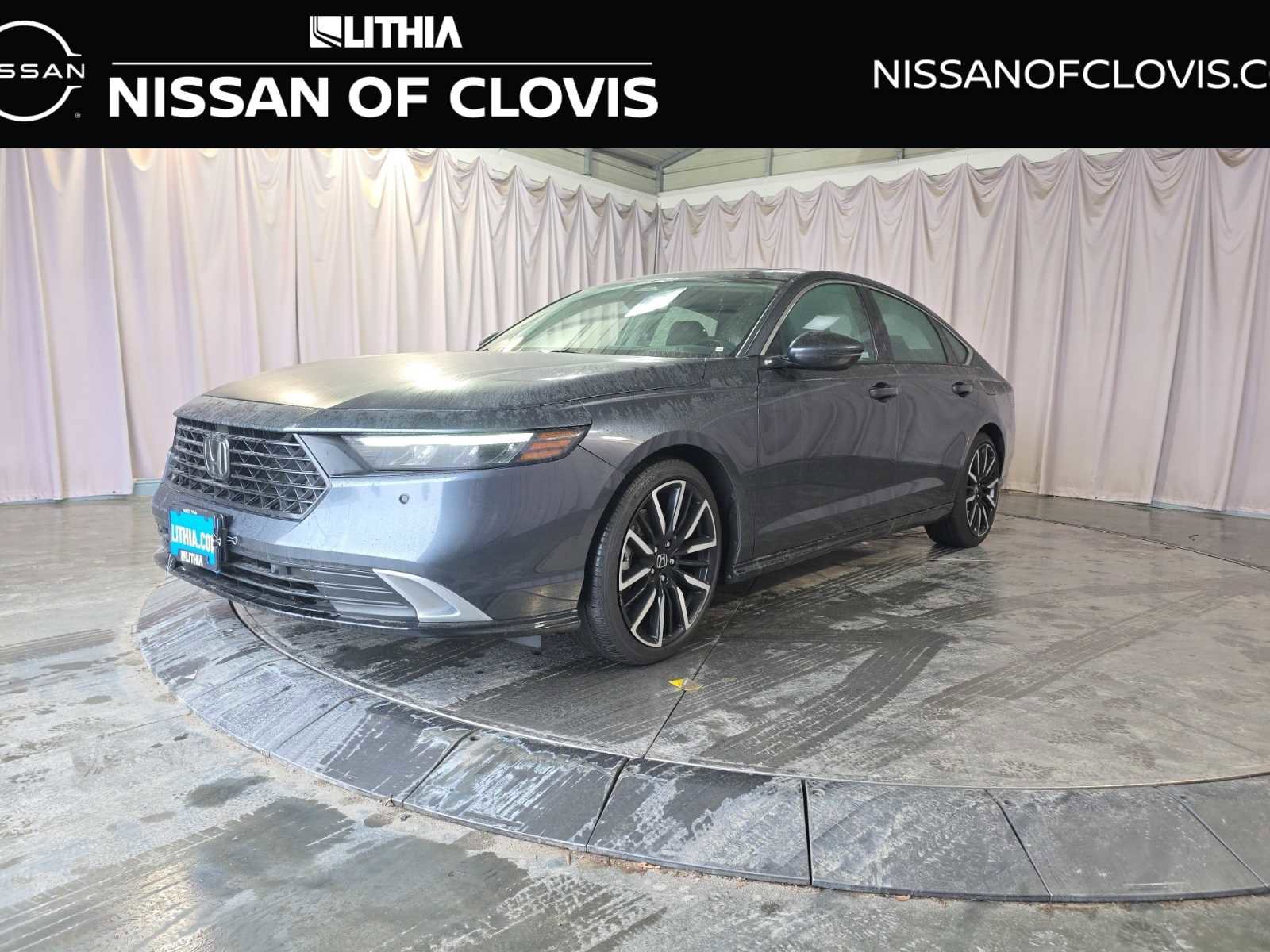 Used 2023 Honda Accord Touring image 1