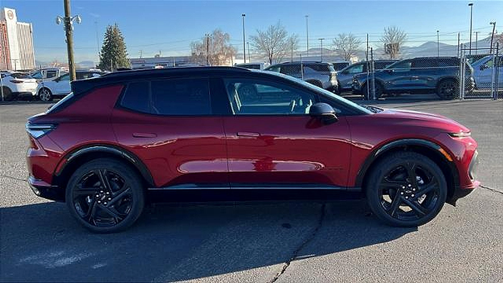 New 2026 Chevrolet Equinox EV RS image 4