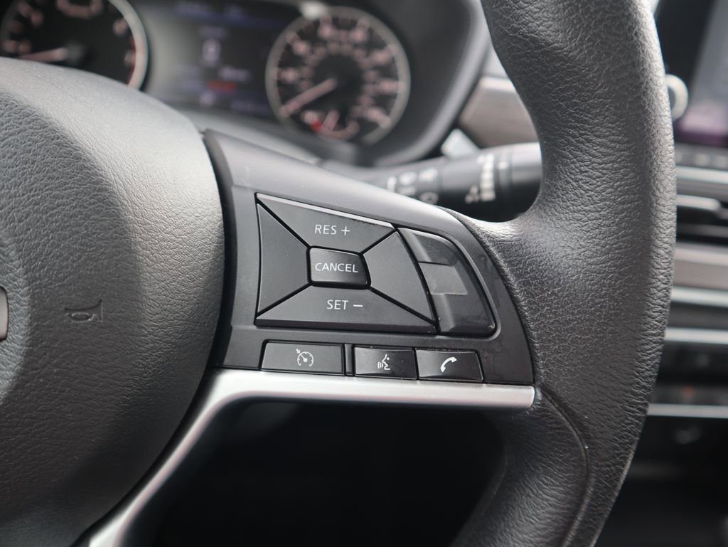 Used 2024 Nissan Altima 2.5 SV image 19