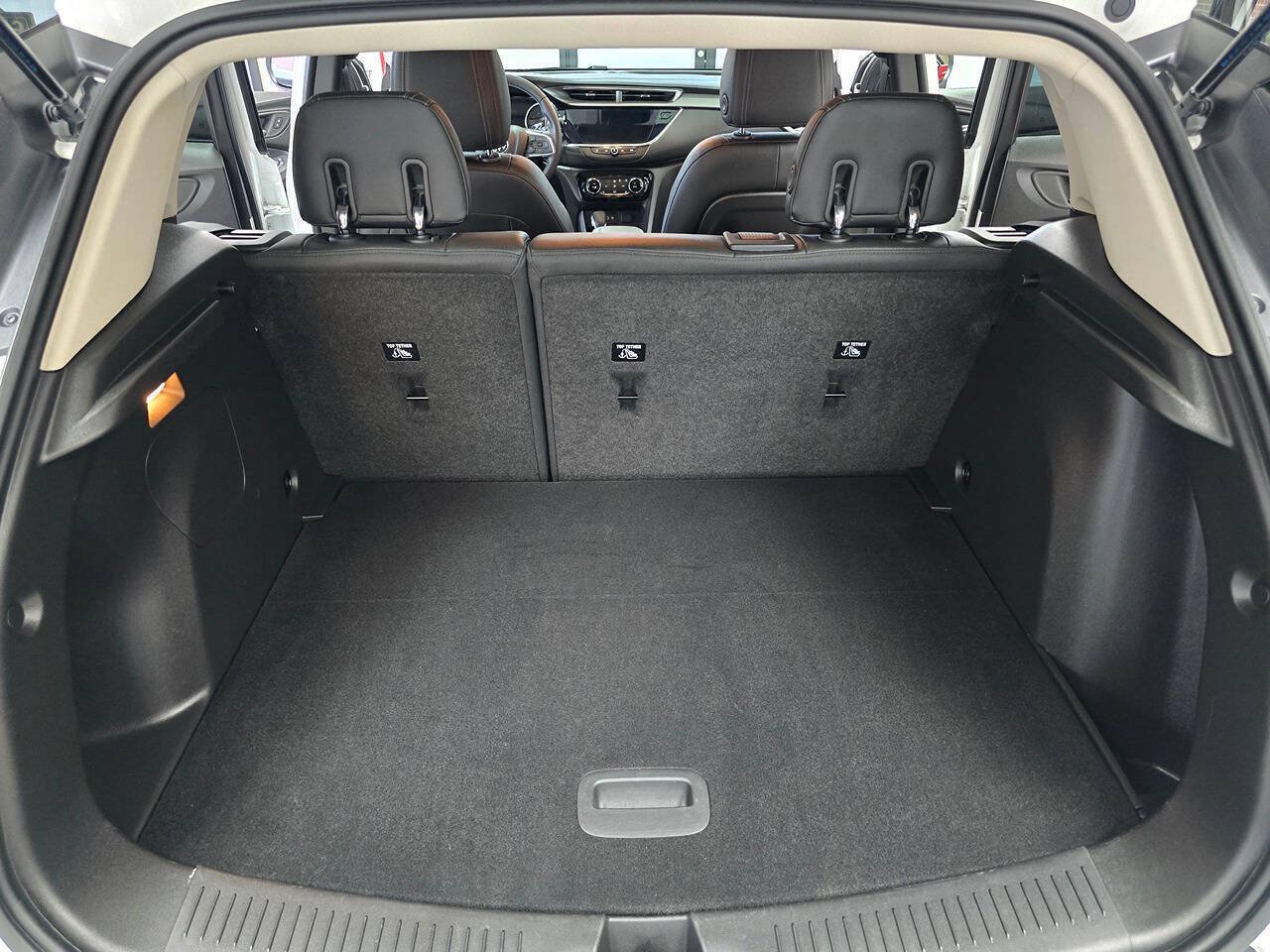 Used 2023 Buick Encore GX Preferred w/ Cold Weather Comfort Package AWD/4WD image 31