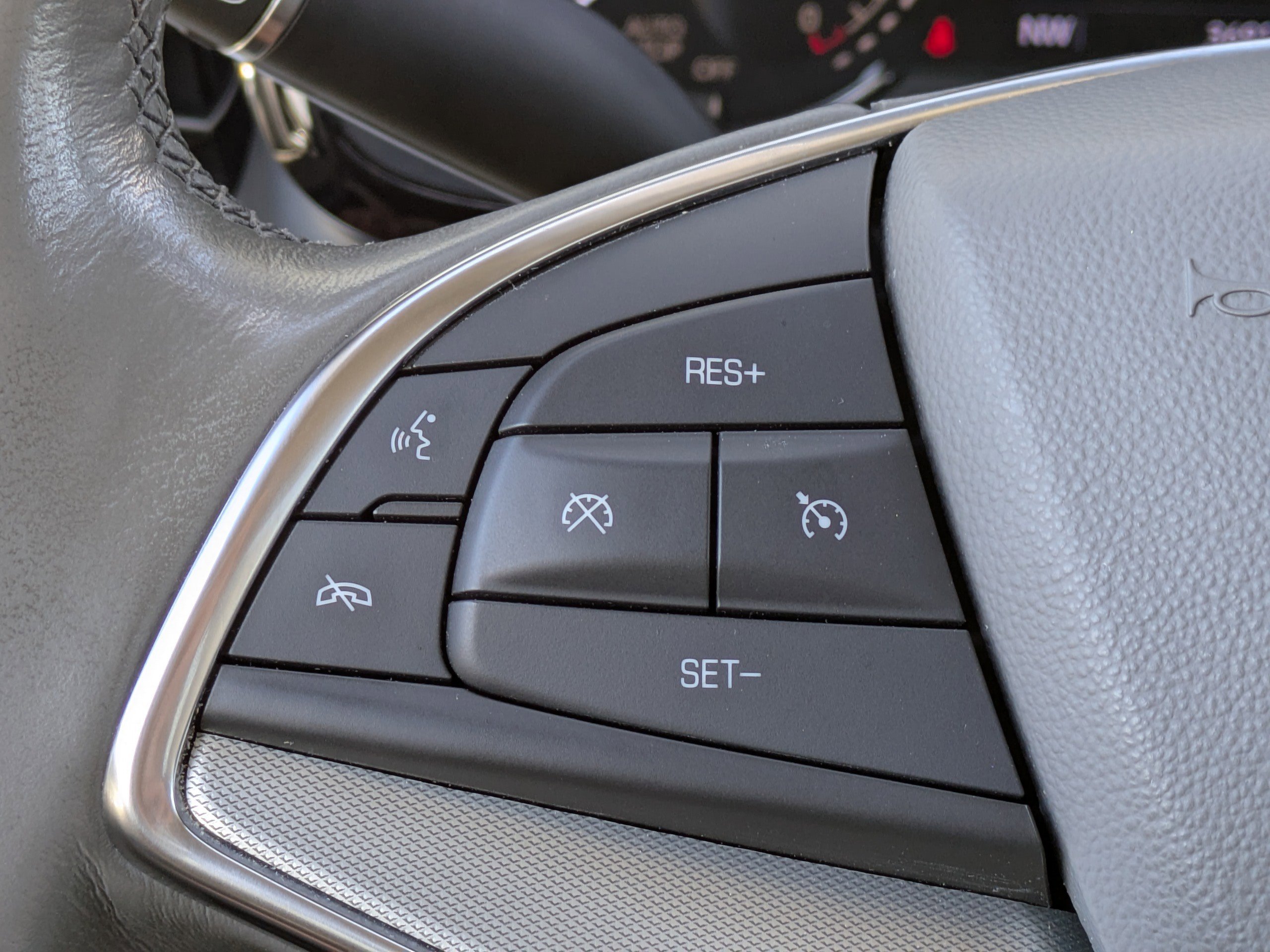 Certified 2022 Cadillac XT5 Premium Luxury image 22