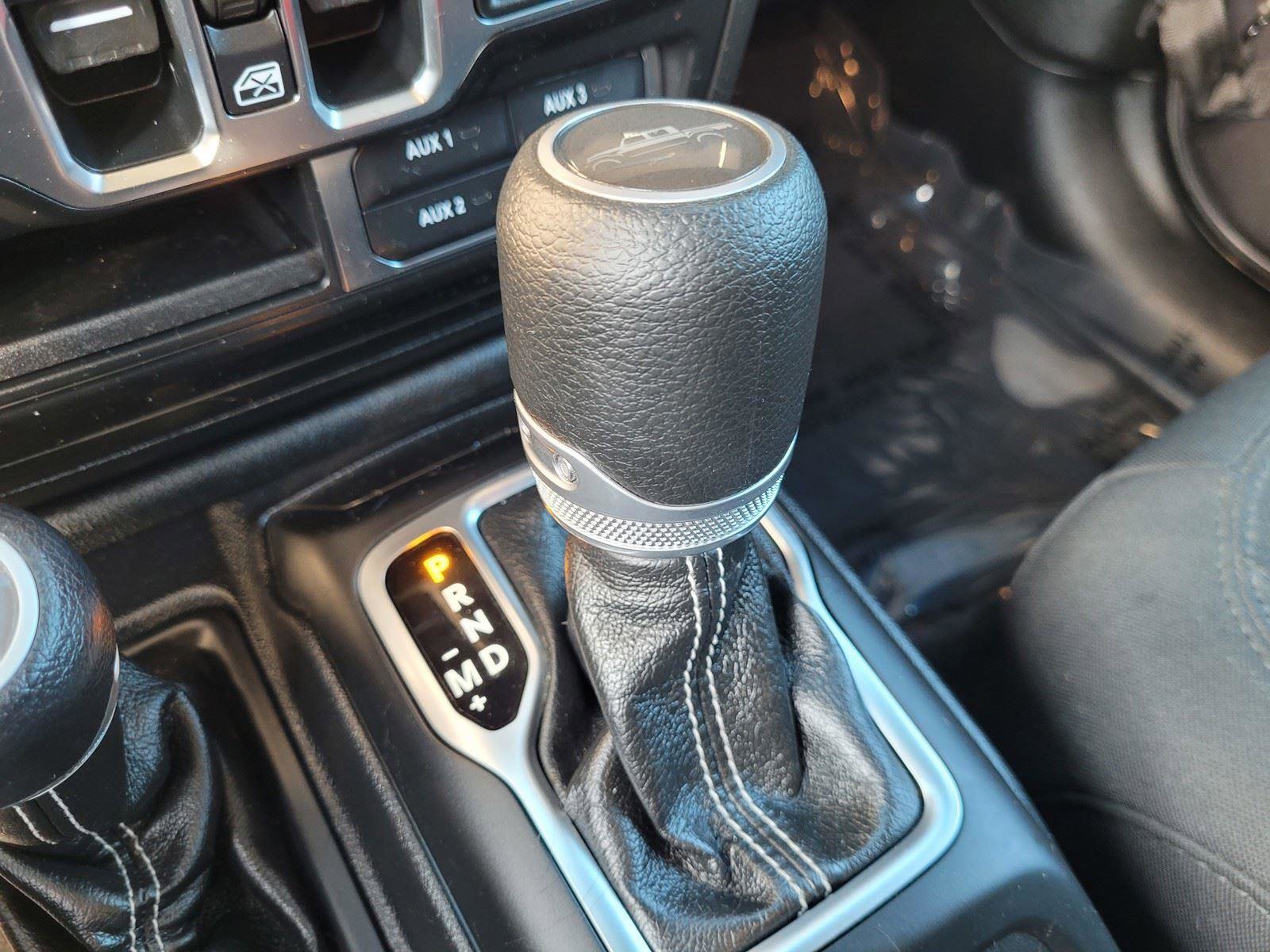 Used 2020 Jeep Gladiator Overland w/ Trailer Tow Package image 26