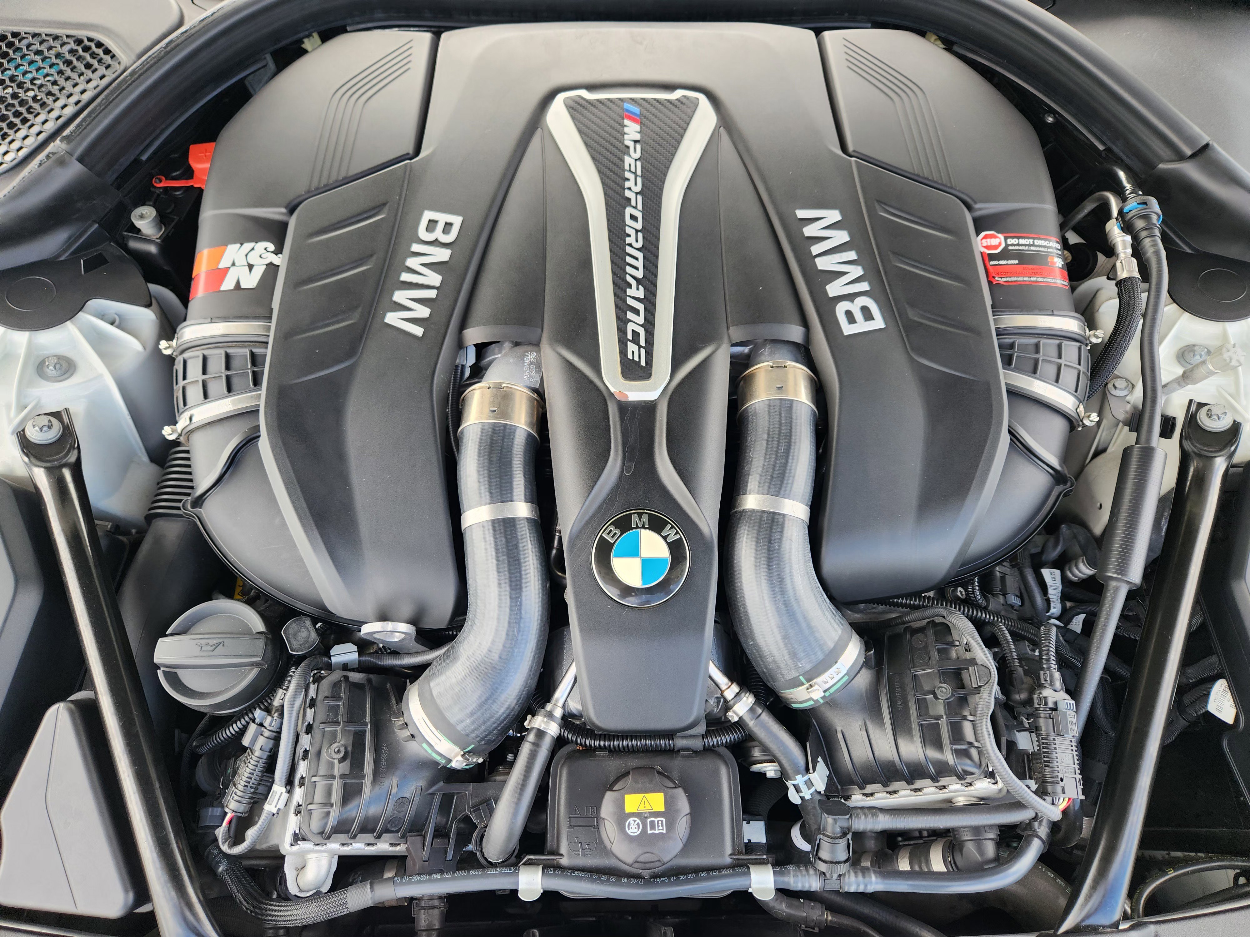 Used 2018 BMW M550i xDrive AWD/4WD image 33