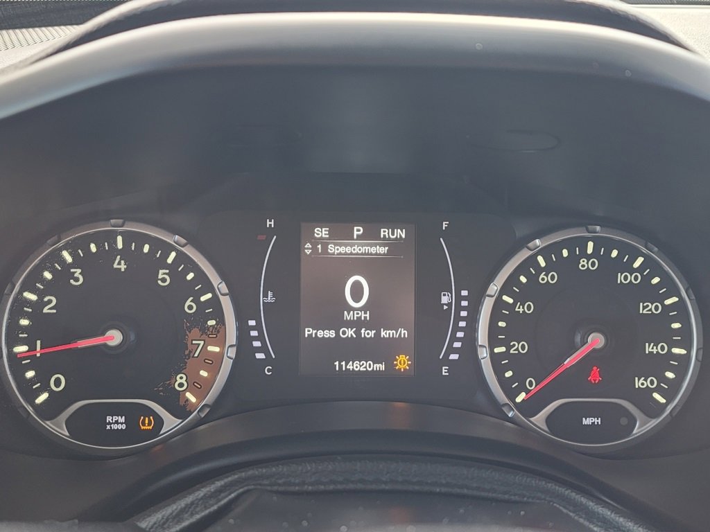 Used 2017 Jeep Renegade Sport w/ Power & Air Group image 18