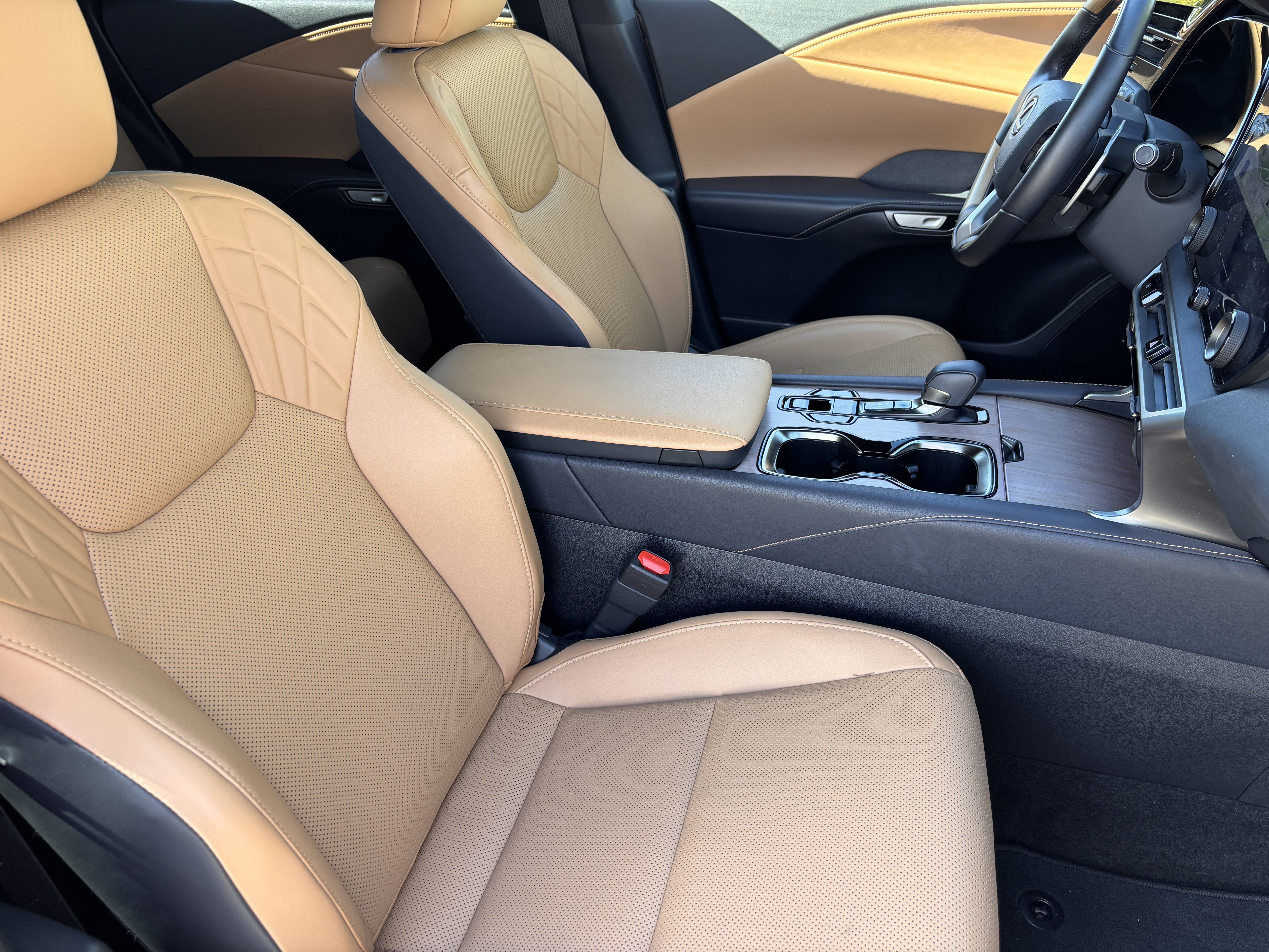 Used 2026 Lexus RX 350 Premium w/ Accessory Package (Z1) FWD image 18