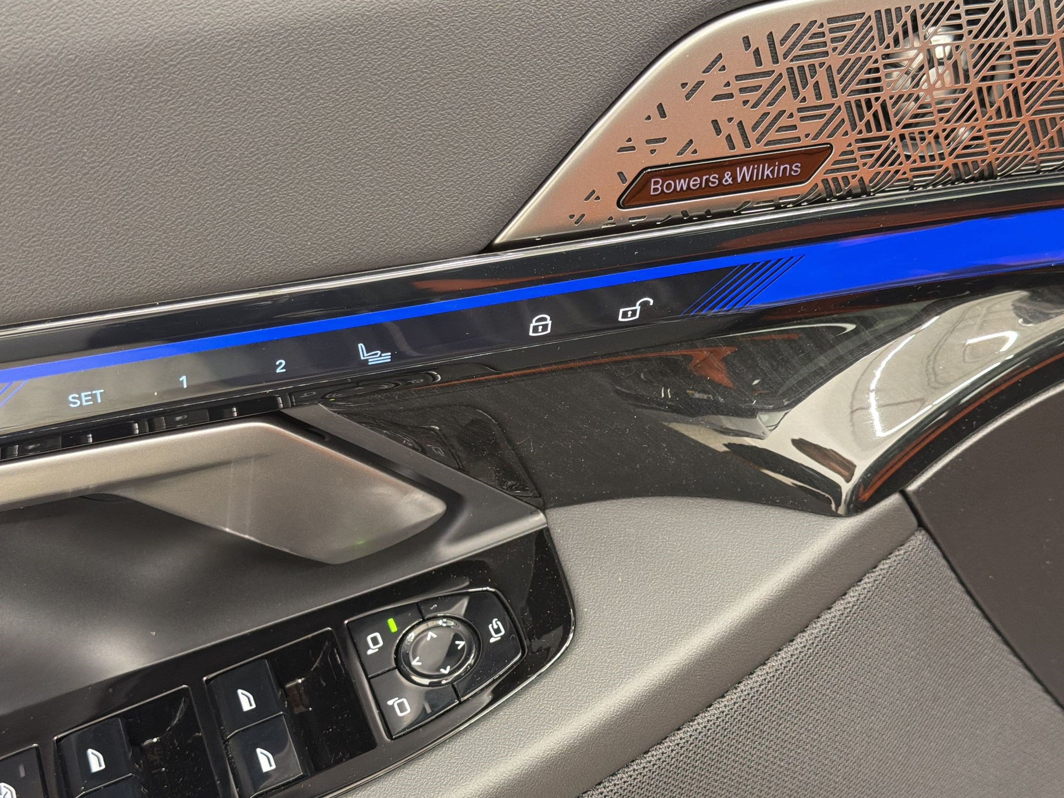 New 2027 BMW M5 w/ Executive Package AWD/4WD image 21