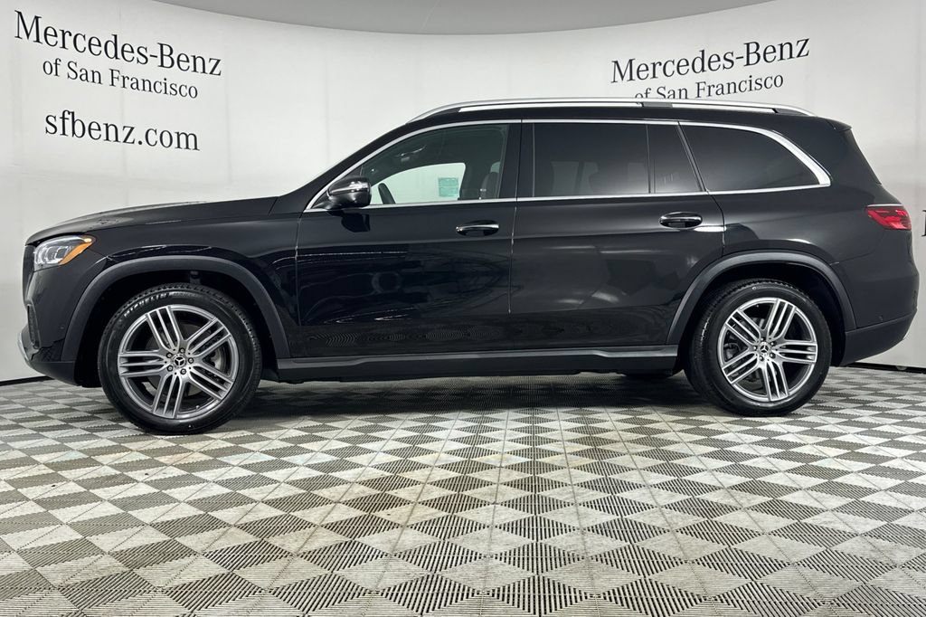 Certified 2026 Mercedes-Benz GLS 450 4MATIC image 9