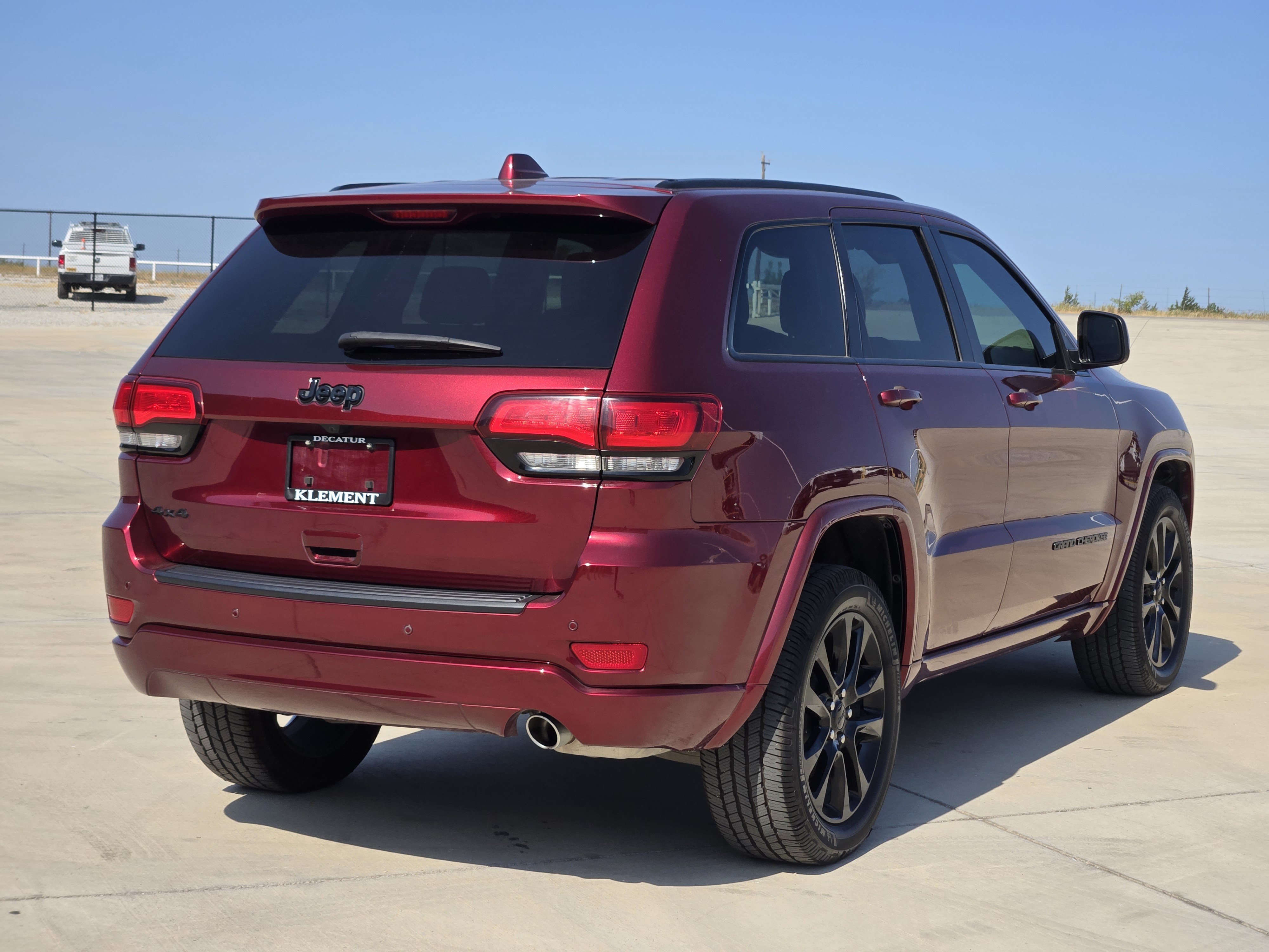Certified 2021 Jeep Grand Cherokee Laredo X AWD/4WD image 8