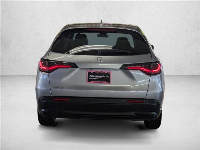 New 2026 Honda HR-V LX image 8