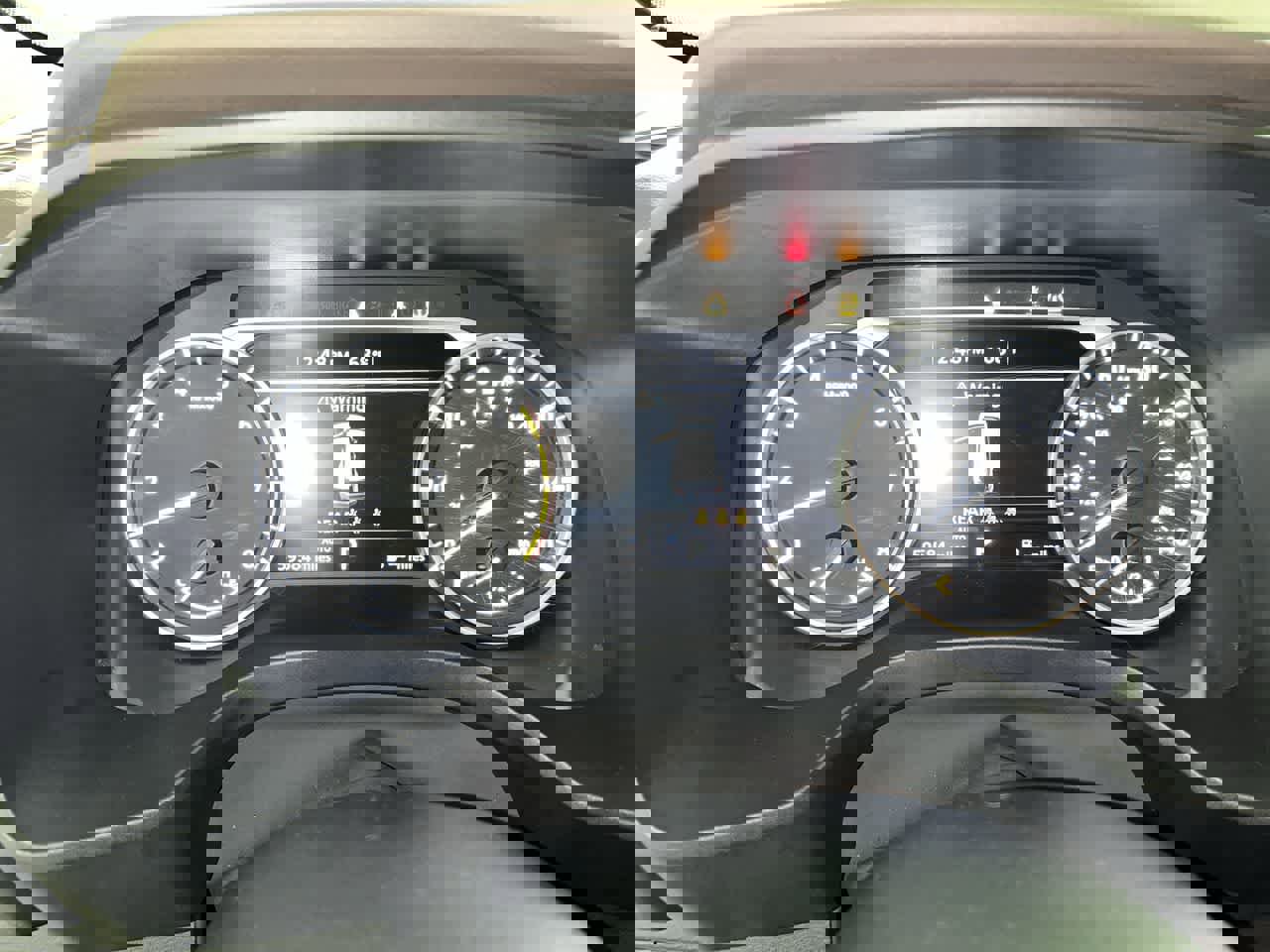 Used 2021 Nissan Rogue SV w/ Premium Package image 17