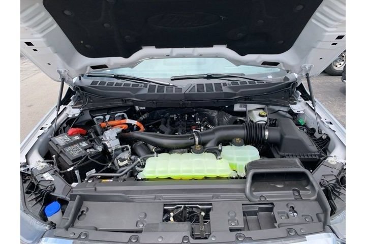Used 2025 Ford F150 Lariat w/ Equipment Group 502A High AWD/4WD image 31