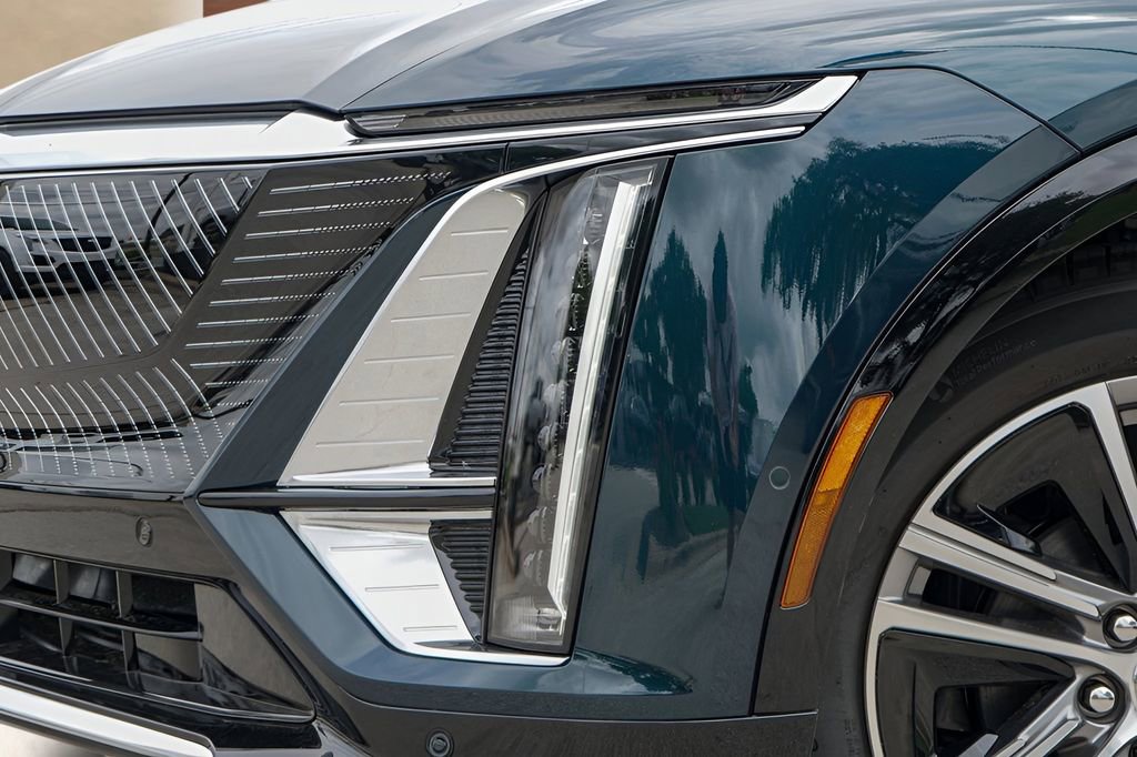 New 2026 Cadillac Lyriq Luxury w/ LPO, Floor Liner Package image 3