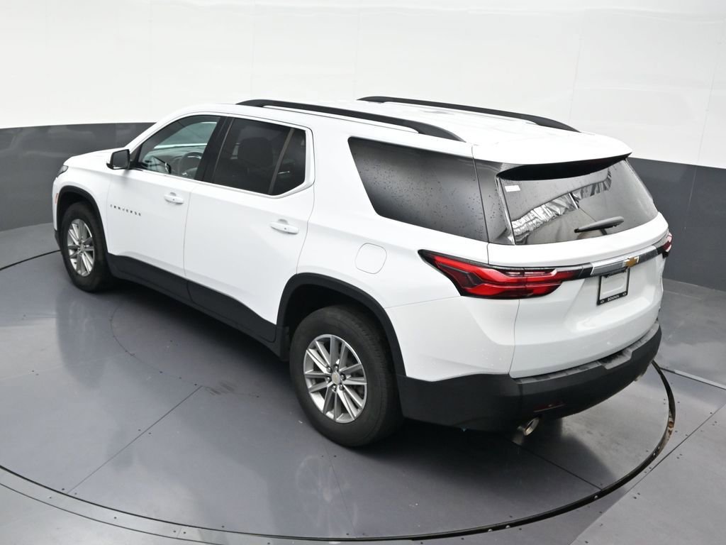 Used 2023 Chevrolet Traverse LT image 18