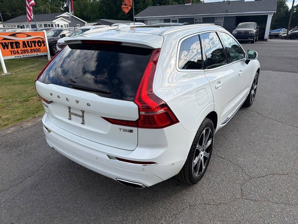Used 2018 Volvo XC60 T8 Inscription w/ Luxury Seat Package AWD/4WD image 12